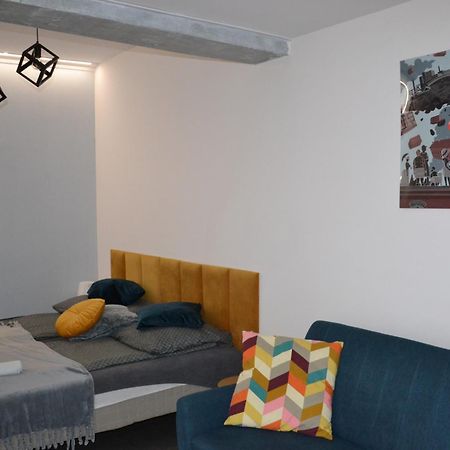 Flores Apartament 卡托维兹 外观 照片