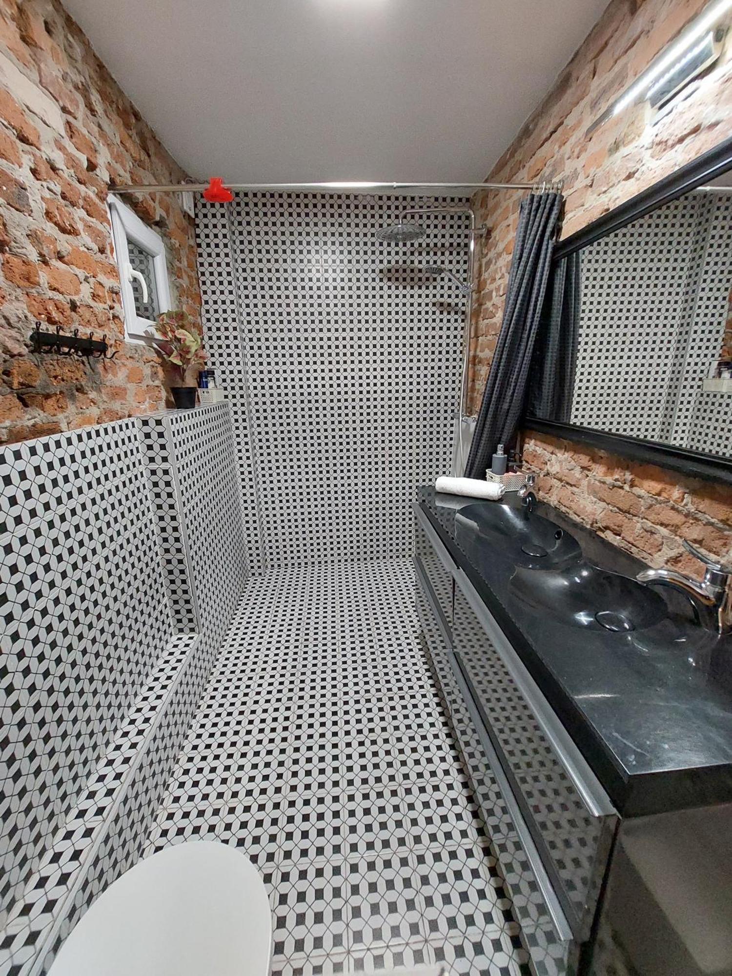 Flores Apartament 卡托维兹 客房 照片