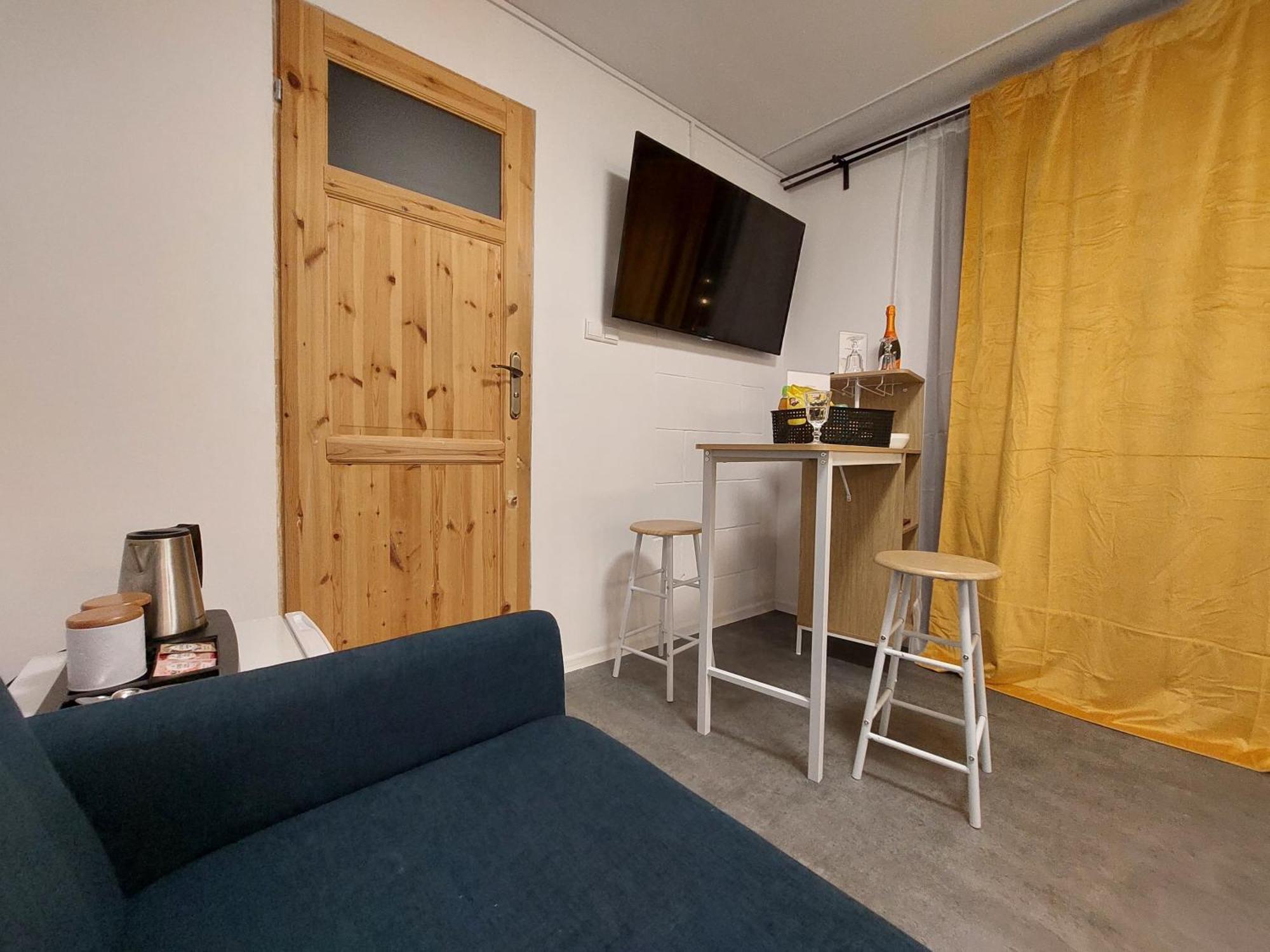 Flores Apartament 卡托维兹 客房 照片
