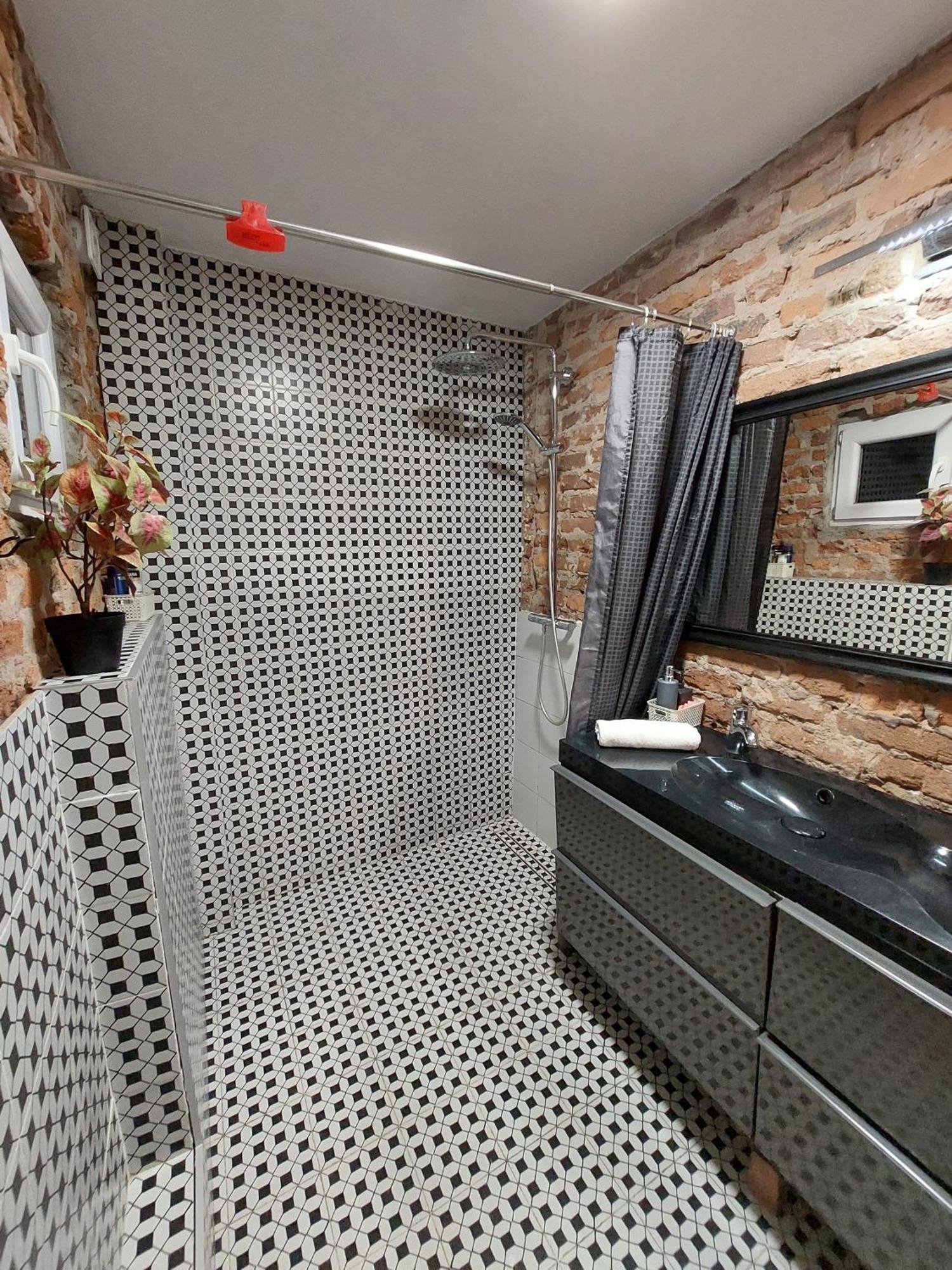 Flores Apartament 卡托维兹 客房 照片