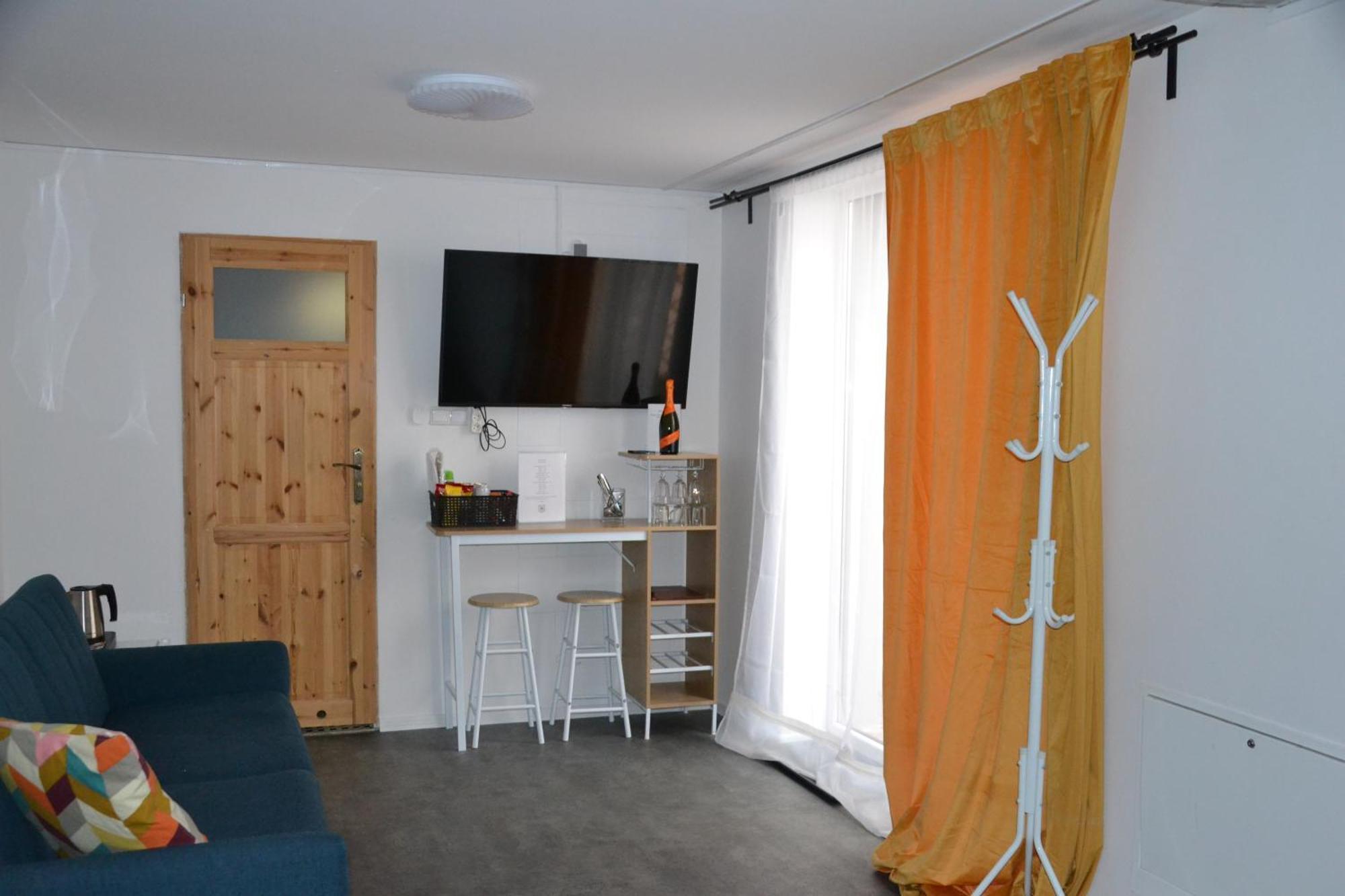 Flores Apartament 卡托维兹 外观 照片