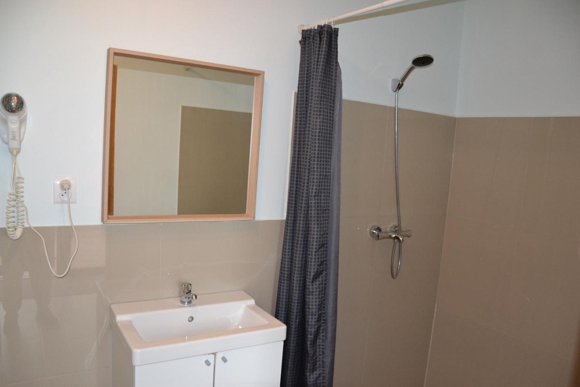 Flores Apartament 卡托维兹 外观 照片